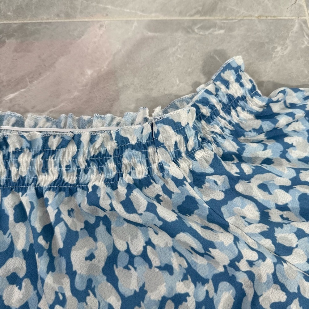 Women’s DG2 By Diane Gilman Off The Shoulder Smocked Leopard Top Plus Size 1X - Picture 7 of 16